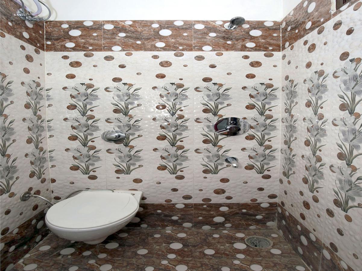 Oyo 10075 Hotel Kaydee Amritsar Exteriör bild