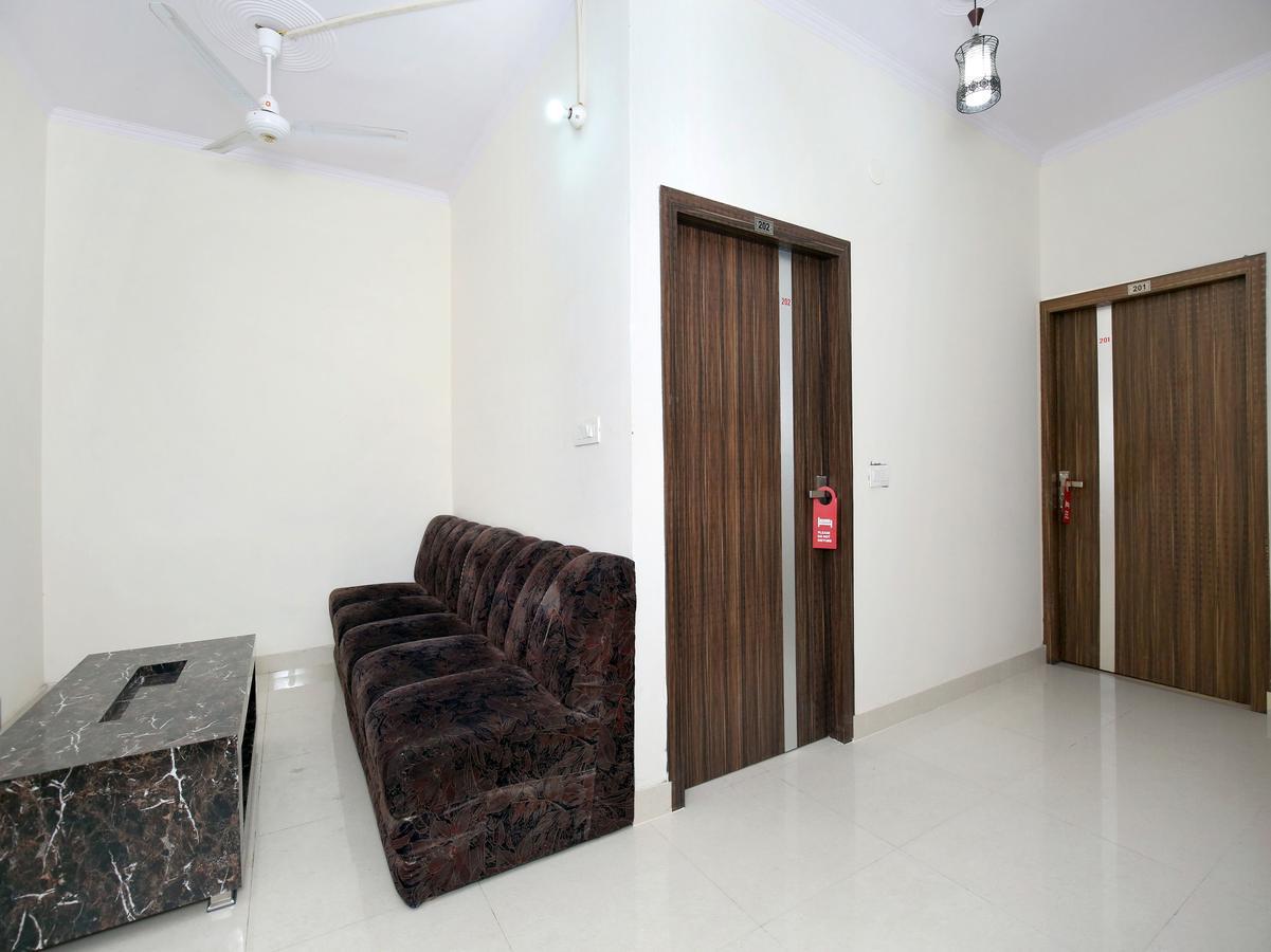 Oyo 10075 Hotel Kaydee Amritsar Exteriör bild